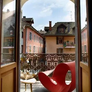 Appartement Un Lieu Unique Le Et Le Dolce, Annecy