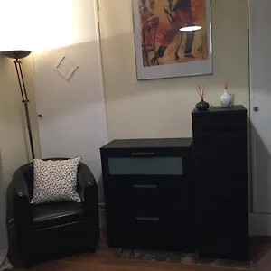 Dans Le Marais Appartement Paris
